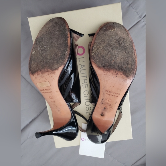 Black patent peep toe pumps - Picture 3 of 5